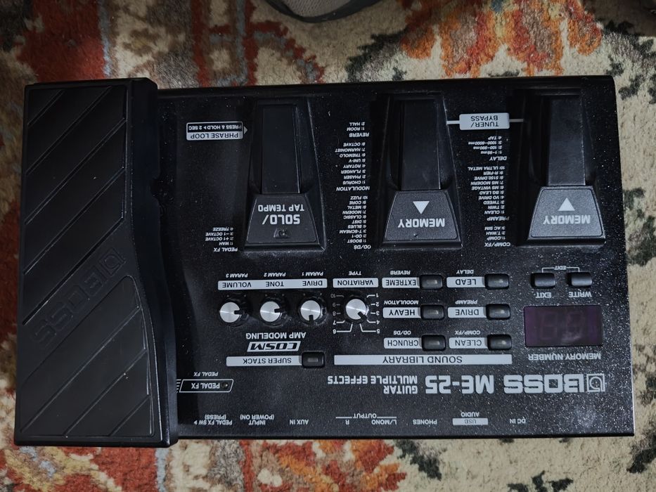 Pedala Boss ME-25