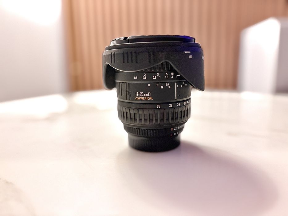 Nikon D7000 + 4 ob.(17-35 ,35-70 ,50mm ,fisheye )kit complet