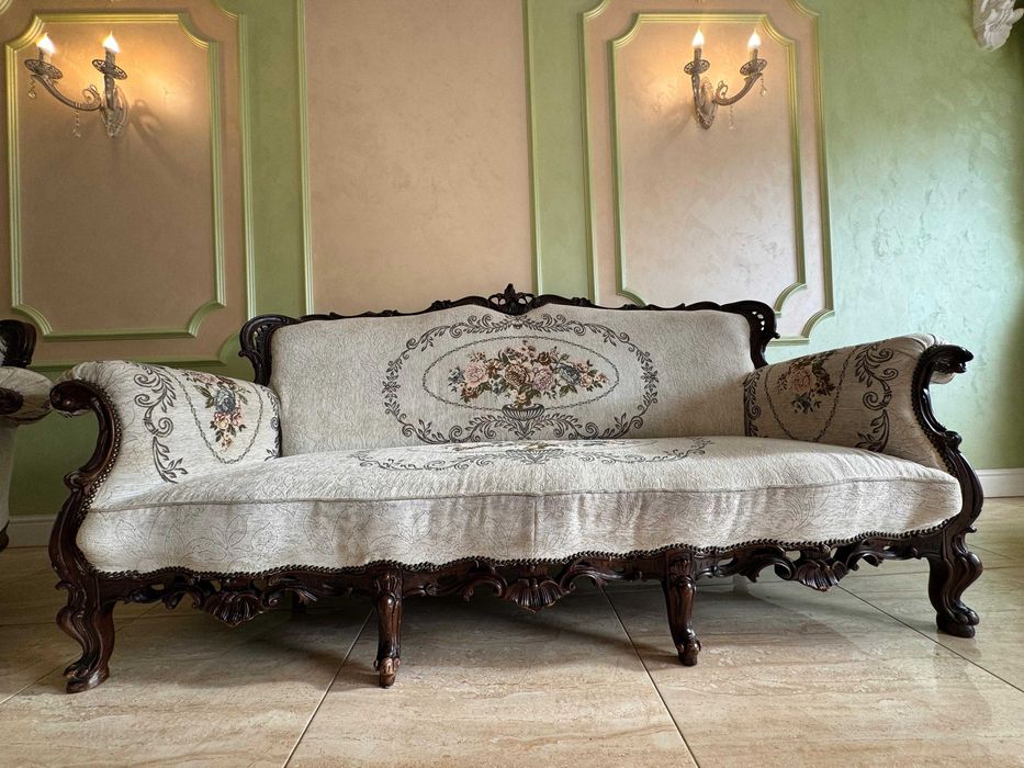 Set canapea cu 2 fotolii stil  Baroc reconditionate complet