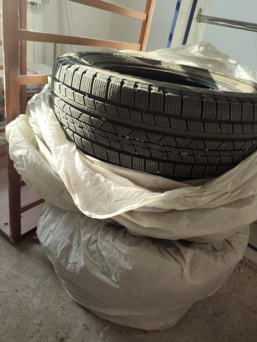 Резина 2 комплекта зима лето