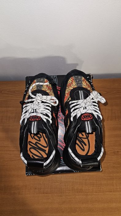 Versace Chain Reaction