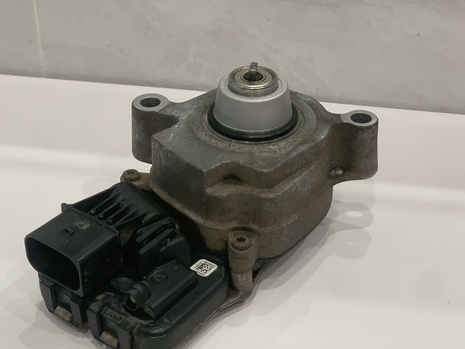 Продам Актуатор раздатки на Porsche 958