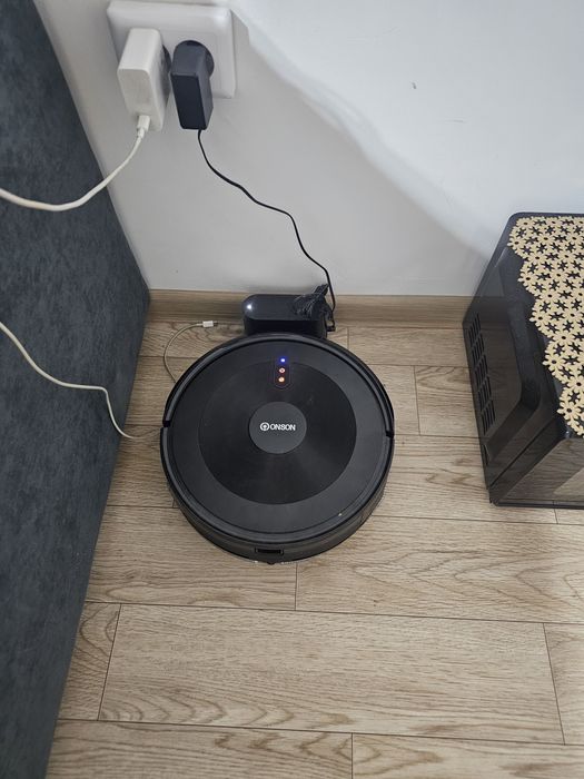 Продам Робот пылесос