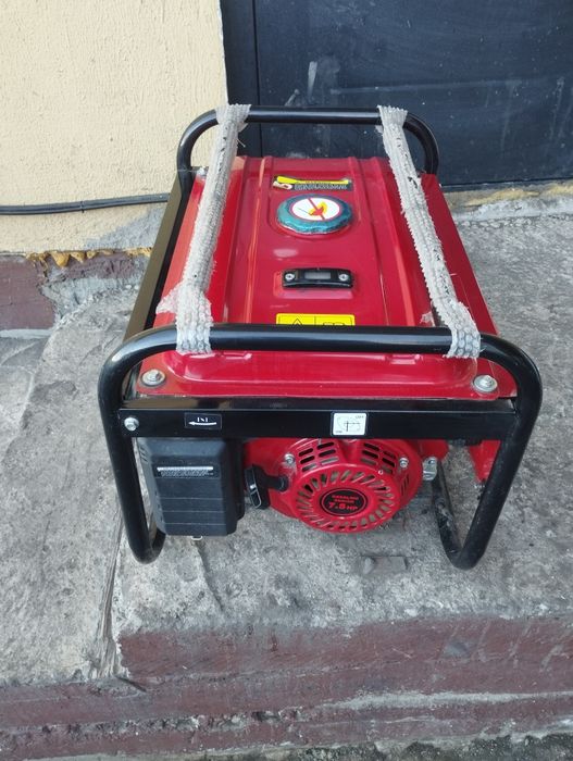 Продам бензогенератор