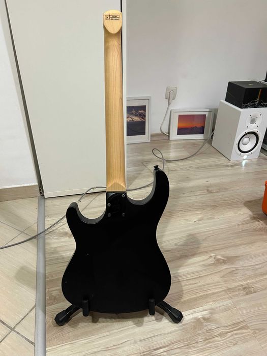 Китара Harley Benton Dullahan – DiMarzio Evolution, отлично състояние