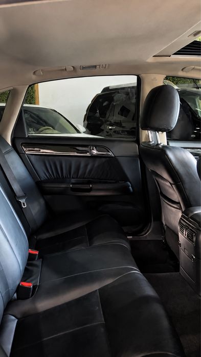 Infiniti M35 Шикарный седан