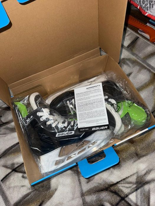 Коньки новый коробка есть!