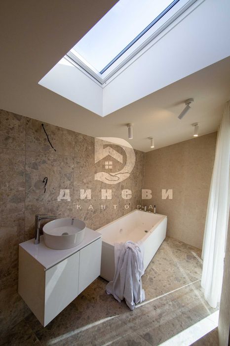 Продава се Къща в Самоков - 201 кв.м за 2254 €/кв.м - Снимка #16