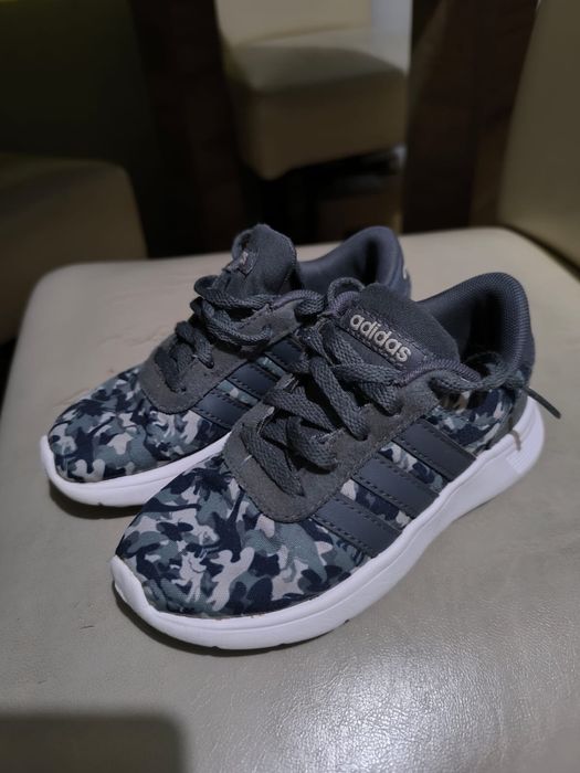 Vand pantofi adidas