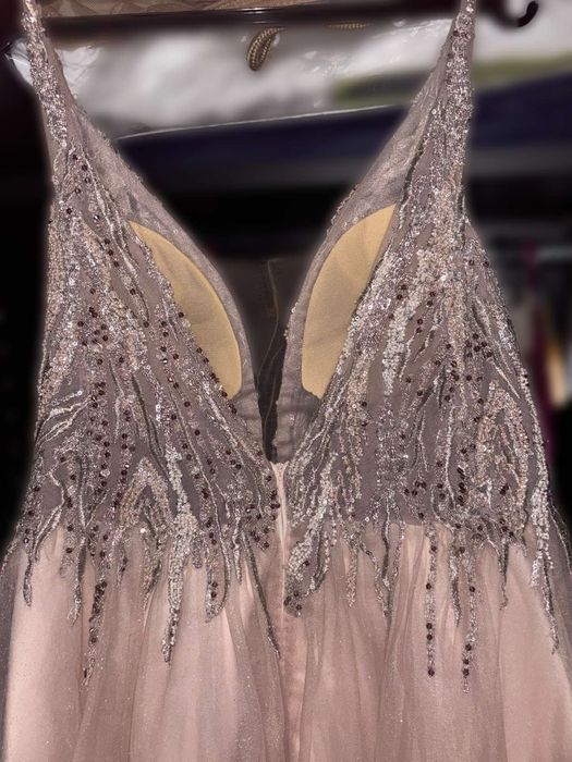 Абитуриентска бутикова рокля тип принцеса