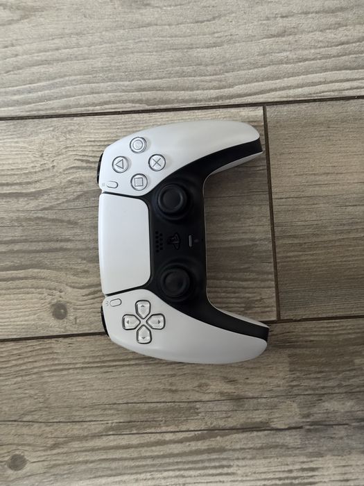 Consola Playstation 5 Disc Edition + 5 jocuri