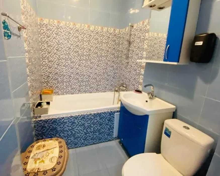 Дава се под наем Тристаен апартамент в Пловдив, Кючук Париж - 83 кв.м за 275.4 € - Снимка #4