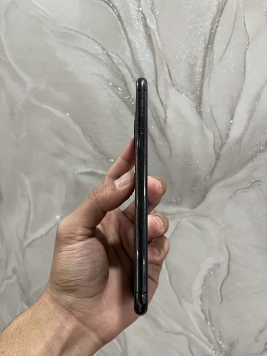 Продам iPhone 11 Pro Max 256gb в идеальном состоянии
