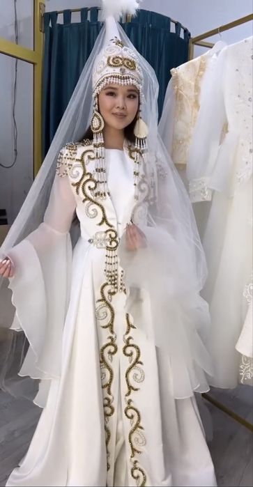 Платья узату на прокат