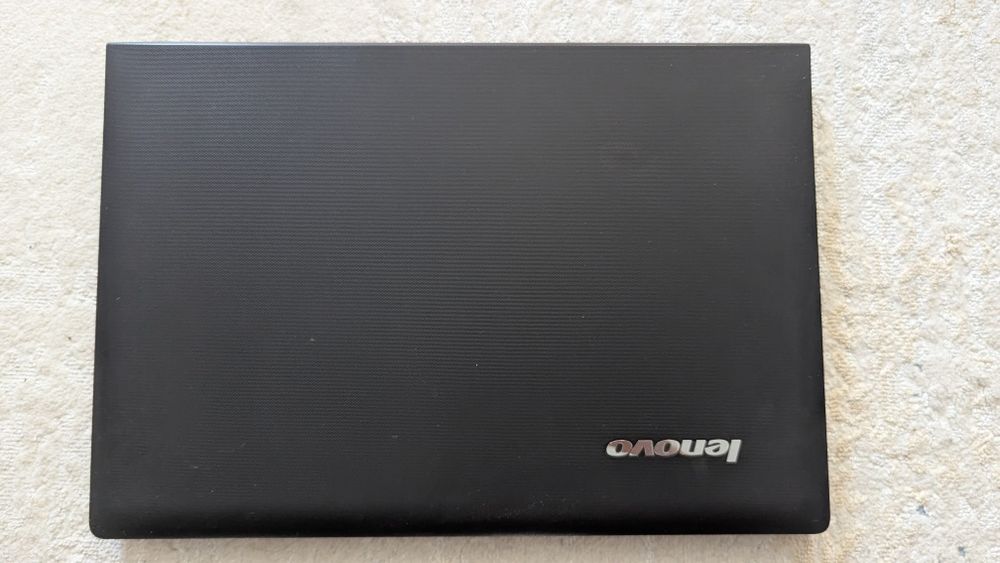 Ноутбук Lenovo в хорошем состяние