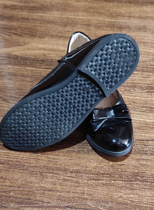 Туфли школьные на девочку