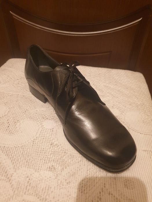 Туфли мужские коженые.