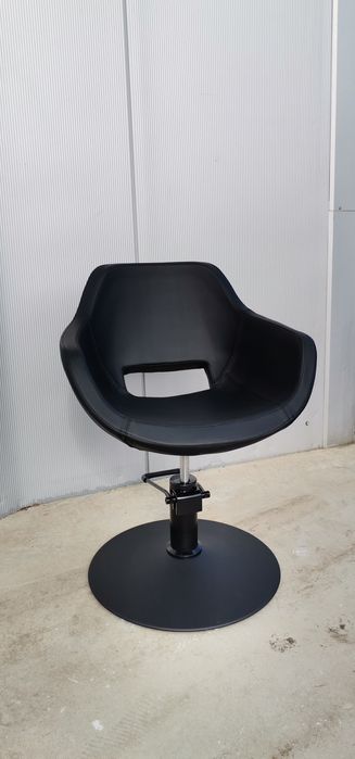 Scaun cu pompa hidraulica