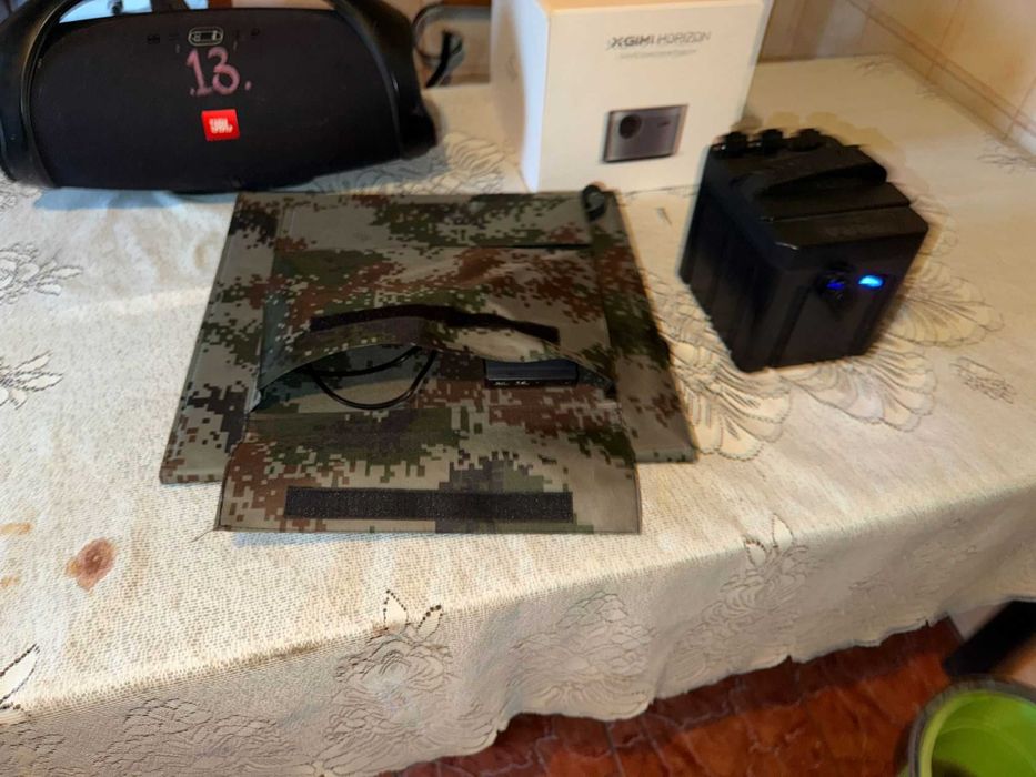 Baterie  waterproof Li-Ion, 12V/50Ah  +Incarcator 5Ah + panou solar