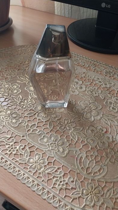 Туалетная вода продам