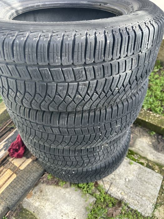 Всесезонни Гуми R16