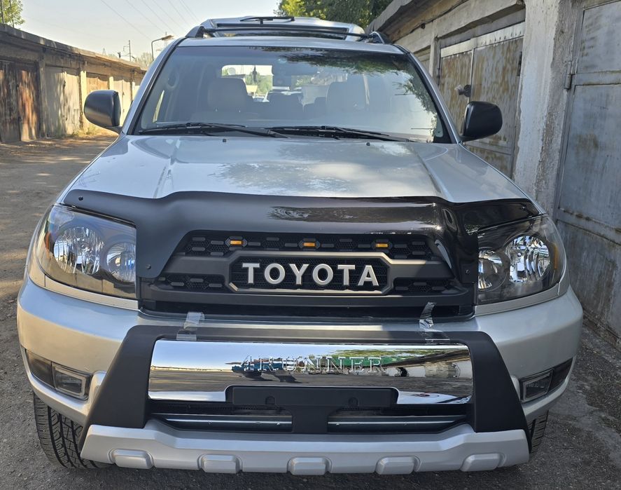 Продам накладку бампера 4runner