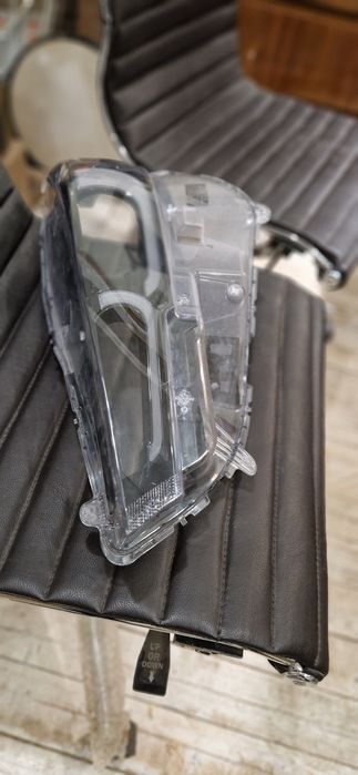 Фар преден ляв за части Мазда cx5 2022-