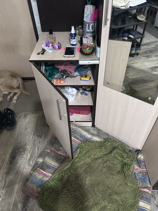 Продам небольшую прихожую