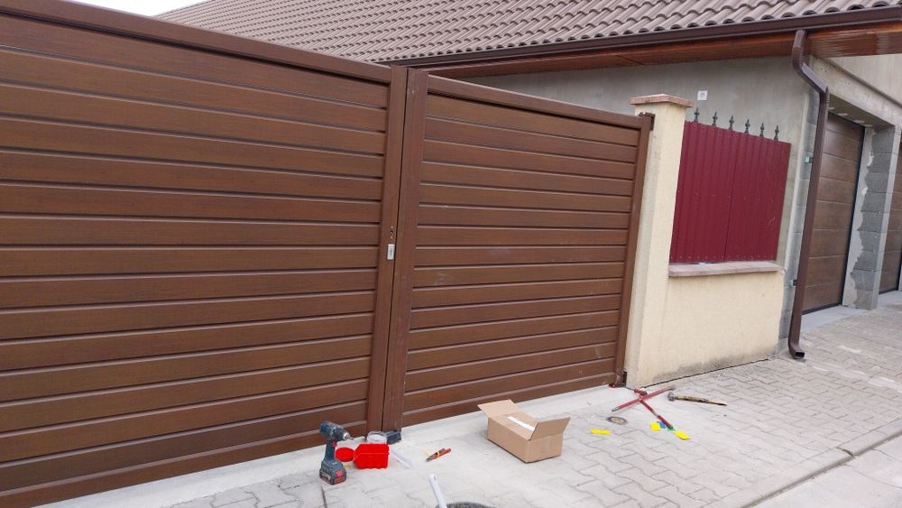 Porti si garduri din aluminiu