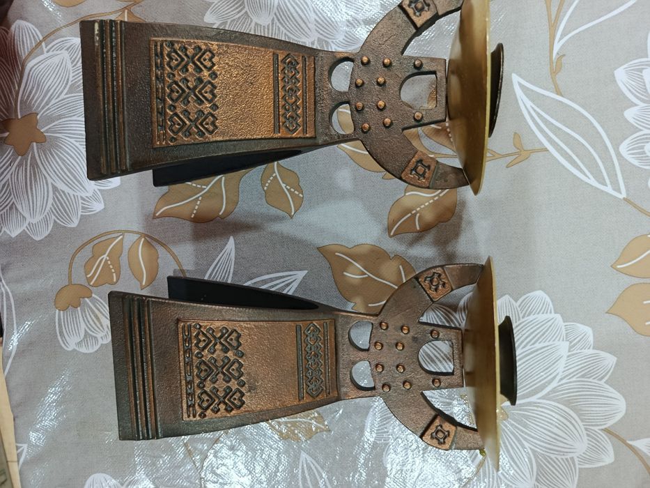 Подсвечник металлические