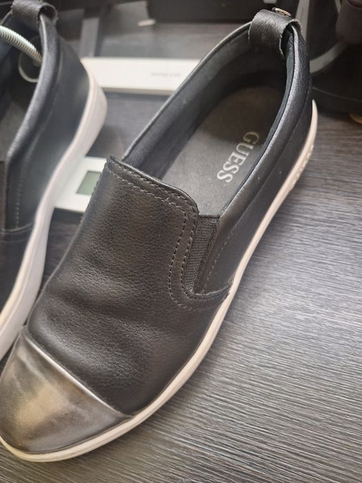 Дамски обувки GUESS  39