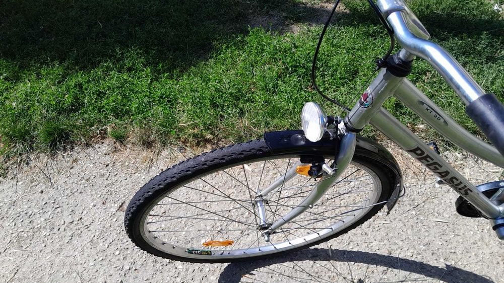 Bicicleta strada Pegasus,28 inchi,Aluminiu,7V Nexus,fr clasica,sa gel