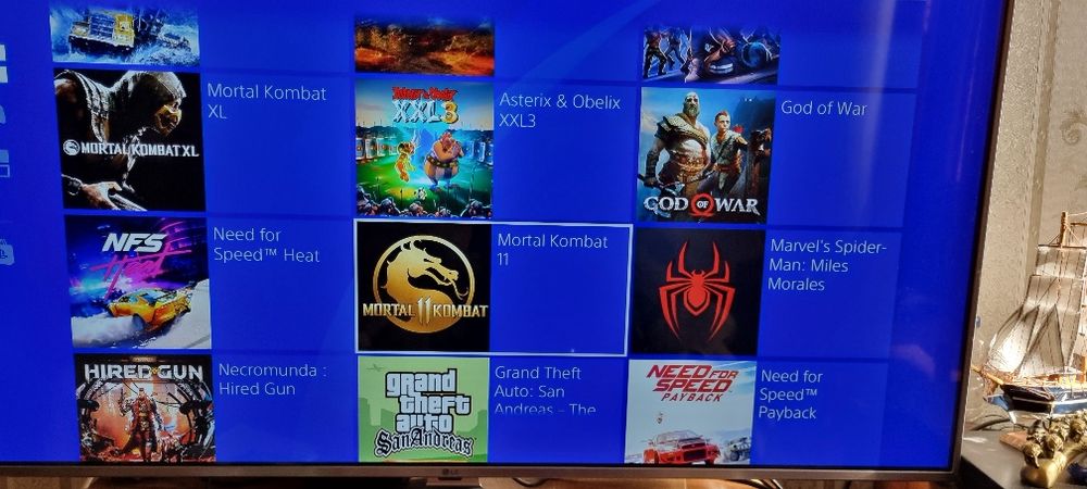 Playstation 4 gold hen перфектен