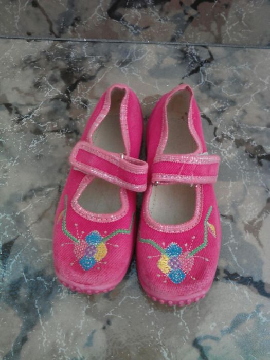 Пантофки 26 номер