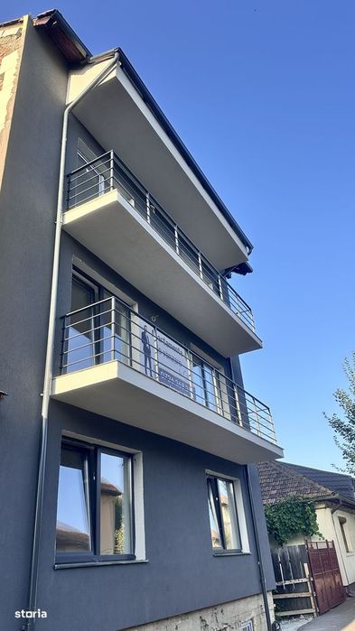 Apartament 3 camere bloc vila - 75 mp + parcare - Tractorul 137500