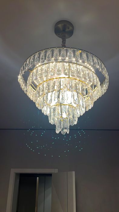 Продам Люстру подвесная Lanbos Е14