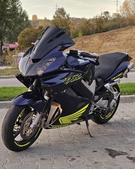 Honda VFR 800 VTEC