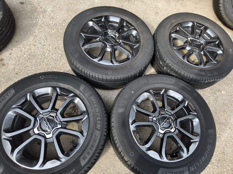 16" оригинални алуминиеви джанти за Fiat 500X.