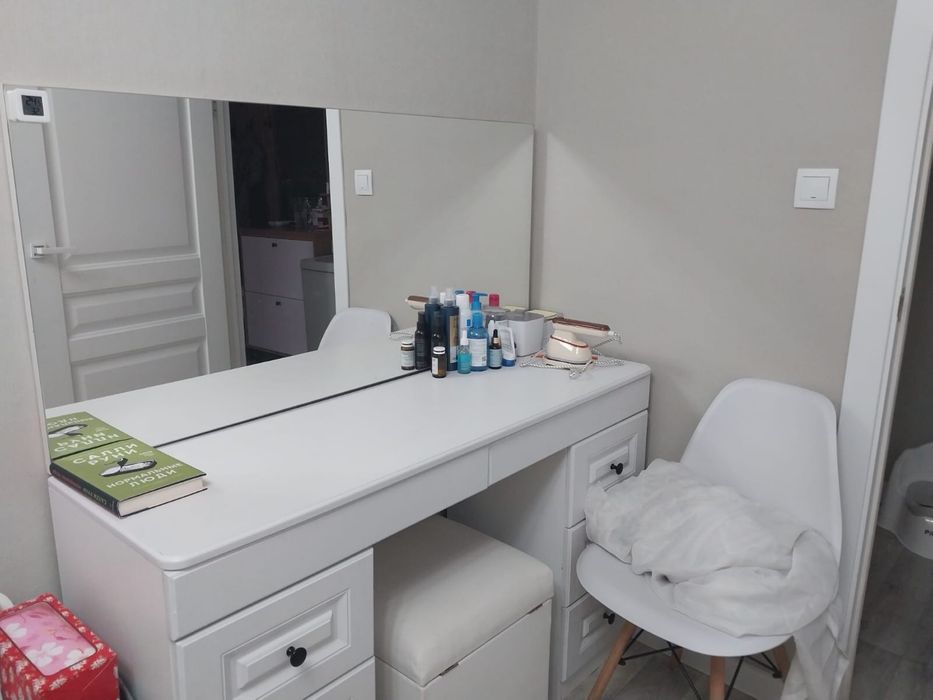 Продам спальний гарнитур