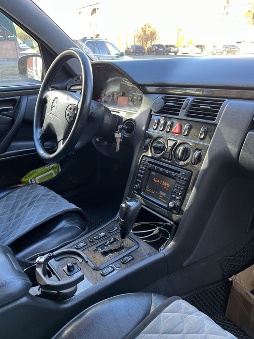 Mercedes w210 универсал e240