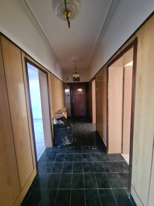 Продава се Четиристаен апартамент в Хасково, Македонски - 122 кв.м за 753 €/кв.м - Снимка #10