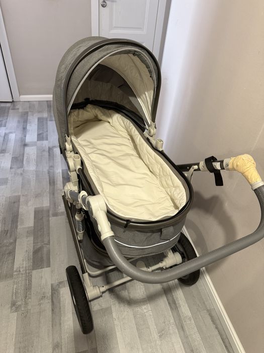 Продам коляску детскую