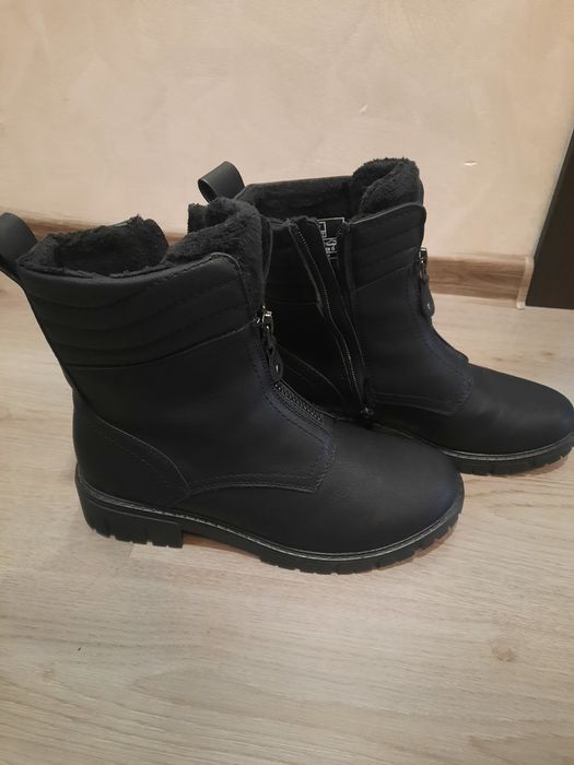 Дамски ботуши от Deichmann