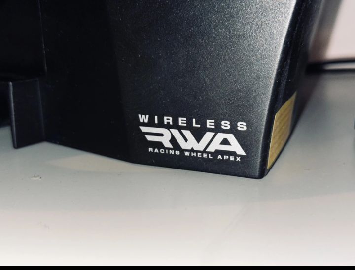 Volan cu Pedale Hori Apex Wireless Racing Wheel pentru Ps4 si Pc