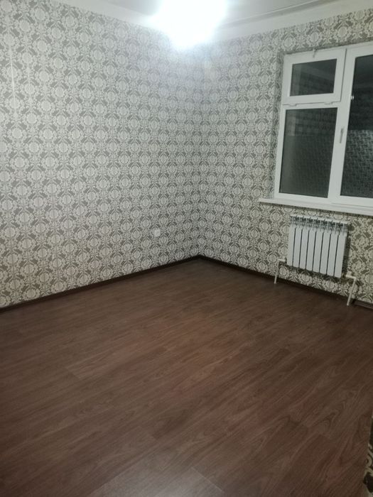 Navastroyka dom sotiladi 2 xona remont ortacha