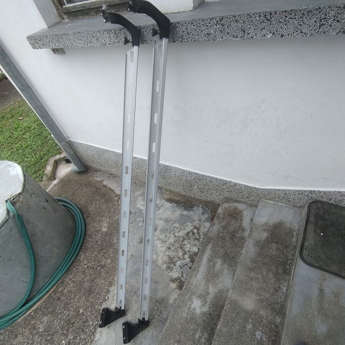 Продавам оригинални алуминиеви напречни греди .