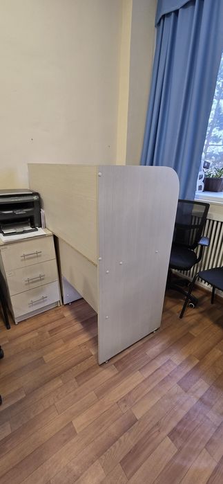 Продам офисный стол