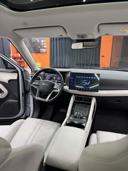 Yuan up Full pazitsiya