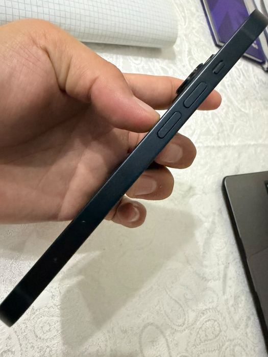Iphone 13 в хорошем состоянии