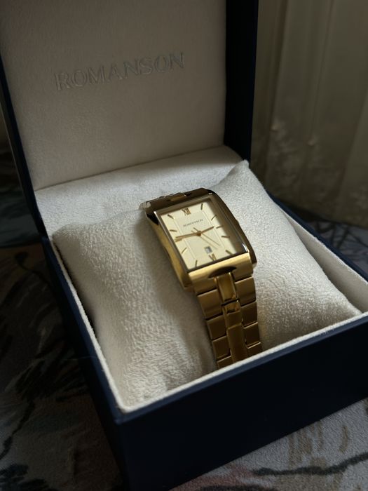 продам часы Romanson